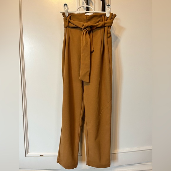 Leith Tie Waist Paper Bag Pants. - Picture 13 of 16